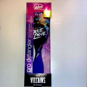 Disney Villains Limited Edition Wetbrush Ursula